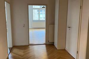 Zeitlose Eleganz im Stuttgarter Westen – stilvolle Altbauwohnung mit Wertpotenzial – Die vollständige Adresse der Immobilie erhältst du vom Anbieter., 70197 Vogelsang, Stuttgart – Vorschaubild 2