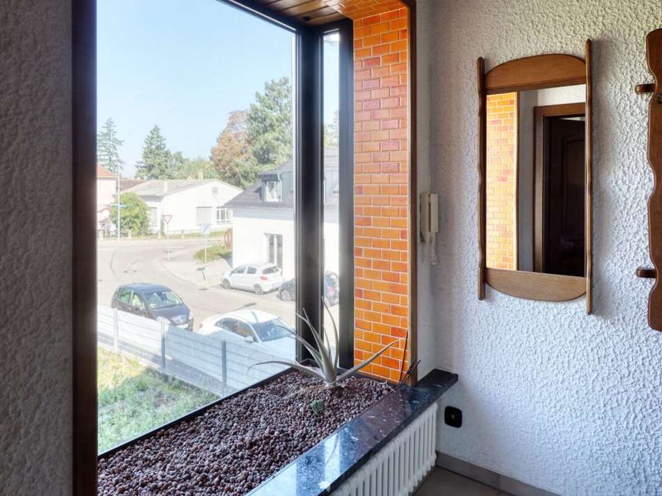 OG Flur Blumenfenster