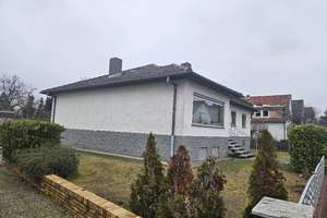 Wohn+Lebensqualität= Bungalow – Die vollständige Adresse der Immobilie erhältst du vom Anbieter., 64347 Griesheim – Vorschaubild 1