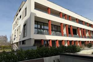 Charmante Loft auf 2 Etagen**Balkon und Garage