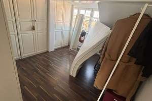 Individuelle Dachgeschoss Maisonette Wohnung mit wunderschönen Sonnenbalkon und Weitblick – Belsenstrasse 9, 40545 Oberkassel, Düsseldorf – Vorschaubild 9