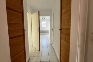 Dachgeschosswohnung in attraktiver Wohnlage von Rodenkirchen! – Adamstraße 17-19, 50996 Rodenkirchen (Ortsteil), Köln – Vorschaubild 3