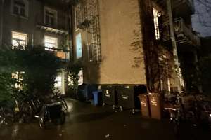 Au Isarnähe:  Total sanierter Altbau 3 Zi. + Wohnküche mit Balkon zum Innenhof – Boosstraße 9, 81541 Untere Au, München – Vorschaubild 2