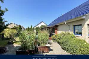 Das kleine Schloß mit 5 Zimmern, 2 Bäder, Swimmingpool, Teich, Carport, 620 m² gepflegter Garten! – Eichengrund 12, 15837 Teltow-Fläming (Kreis) – Vorschaubild 9