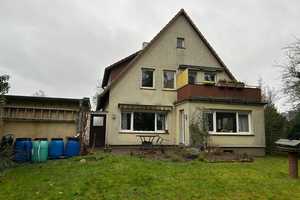 Kapitalanlage ! Vermietetes Zweifamilienhaus mit Balkon, Vollkeller und Garage mitten in Uelzen ! – Uelzen (Kreis) – Vorschaubild 4