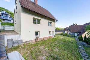 Freistehendes Einfamilienhaus mit schönem Garten in ruhiger und familienfreundlicher Lage – Die vollständige Adresse der Immobilie erhältst du vom Anbieter., 79761 Waldshut-Tiengen – Vorschaubild 3