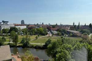RESERVIERT!! Sehr gepflegte 3 Zimmerwohnung mit traumhaften Blick über Hannover und der Ihme – Die vollständige Adresse der Immobilie erhältst du vom Anbieter., 30449 Linden-Mitte, Hannover – Vorschaubild 1