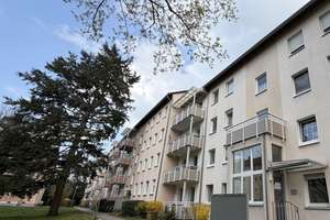 Attraktive 3-Zimmer-Wohnung in Frankfurt-Niederrad – 60528 Niederrad, Frankfurt am Main – Vorschaubild 2
