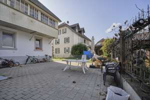 Mehrfamilienhaus in zentraler Lage mit 3 WHE in 79215 Elzach – Die vollständige Adresse der Immobilie erhältst du vom Anbieter., 79215 Elzach – Vorschaubild 4