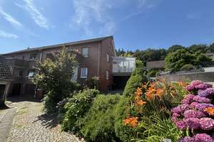 Wohnhaus mit 4 Wohneinheiten in ruhiger Lage – Die vollständige Adresse der Immobilie erhältst du vom Anbieter., 31699 Beckedorf – Vorschaubild 2