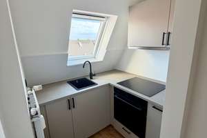 Moderne, frisch sanierte Dachgeschosswohnung – ideal für Singles, Studierende oder Kapitalanleger – Hamburger Chaussee 45, 24113 Hassee, Kiel – Vorschaubild 7