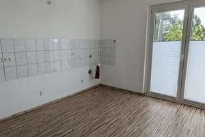 ++ OBERHAUSEN++ROLANDSTR.++2 ZIMMER++2.ETAGE++MIT BALKON++FERNWÄRME-HEIZUNG++ – Die vollständige Adresse der Immobilie erhältst du vom Anbieter., 46045 Dümpten, Oberhausen – Vorschaubild 6