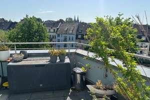 Kapitalanleger aufgepasst! Neuwertiges & vollvermietetes 8-Parteienhaus mit 9 STP! – Die vollständige Adresse der Immobilie erhältst du vom Anbieter., 42655 Solingen-Mitte, Solingen – Vorschaubild 6