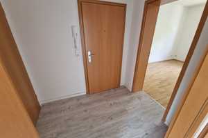 2-Zimmer-Wohnung plus Wohnküche mit neuem Bad+ neuen Böden – Posener Str. 9, 40231 Düsseldorf – Vorschaubild 5