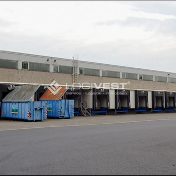 Ca. 16.000 m² Lagerfläche sehr verkehrsgünstig direkt an der A3 gelegen!