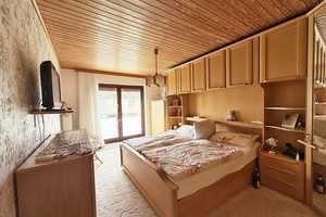 Reserviert: Charmantes Reihenmittelhaus mit Wintergarten in familienfreundlicher Lage – Stormarn (Kreis) – Vorschaubild 17