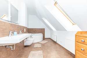 Perfektes Familiendomizil mit Pool und Garten in Schlachtensee – Berlin – Vorschaubild 8