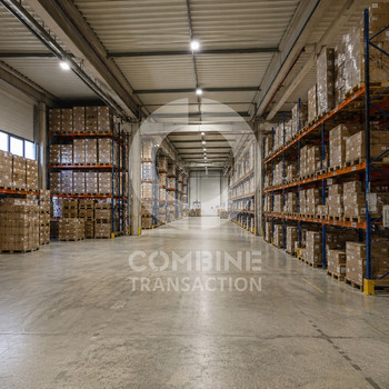 Provisionsfrei - ca. 10.000 m² teilbare Logistik,- Lagerfläche an der A9 - combine Transaction