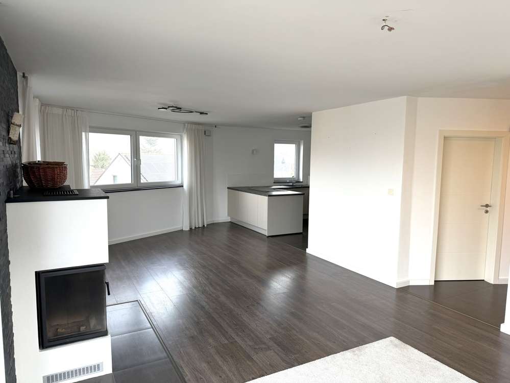 Immobilie in Mertesheim - Frische Luft, freier Blick, hoher Wohnkomfort = Lebensqualität! Modernes EFH m. ELW in Mertesheim! - Bild 18