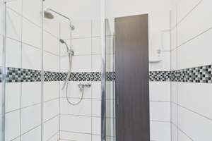 Charmante Altbauwohnung in Berlin: 3 Zimmer, offene Küche, lichtdurchflutet – Die vollständige Adresse der Immobilie erhältst du vom Anbieter., 10553 Moabit, Berlin – Vorschaubild 9