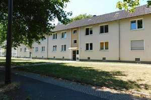 Gemütliche 3-Zimmer-Wohnung im ersten OG mit Balkon! – Hauptstr. 4, 44894 Langendreer, Bochum – Vorschaubild 3
