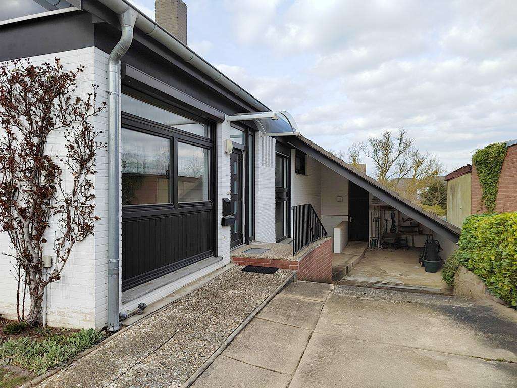 Immobilie in Wustrow - Einfamilienhaus mit Carport in ruhiger Wohngegend von Wustrow - Bild 2