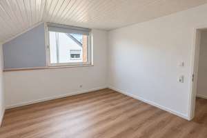 modernisiertes freistehendes Einfamilienhaus mit 133 m² Wohnfläche in Krefeld-Traar mit Wärmepumpe – 47802 Traar, Krefeld – Vorschaubild 15