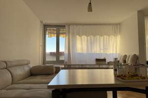 Helle, modernisierte 3,5-Zimmer-Wohnung mit zwei Balkonen direkt am Olympiapark – Werner-Friedmann-Bogen 14, 80993 Alt-Moosach, München – Vorschaubild 4