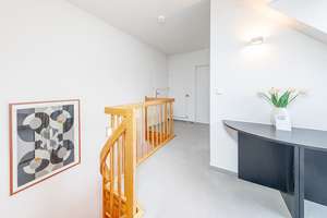 In 2. Reihe gelegen: Besondere Maisonette mit Balkon und Tiefgaragenstellplatz! – Die vollständige Adresse der Immobilie erhältst du vom Anbieter., 22559 Rissen, Hamburg – Vorschaubild 15