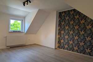 Großzügiges Zuhause für die ganze Familie – teilsaniertes Haus in ruhiger Lage von Thum! – Erzgebirgskreis – Vorschaubild 10