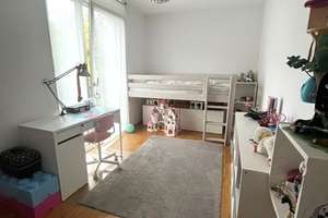 Großzügig geschnittene 4-Zimmer-Wohnung mit Balkon und Aussicht! – Hauberrisser Straße 15, 65189 Südost, Wiesbaden – Vorschaubild 8