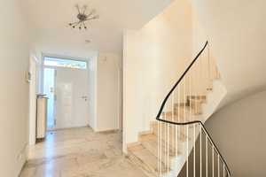 RESERVIERT *  Lichtdurchflutete DHH mit sonnigem Garten – Georgenstraße 3c, 82152 München (Kreis) – Vorschaubild 7