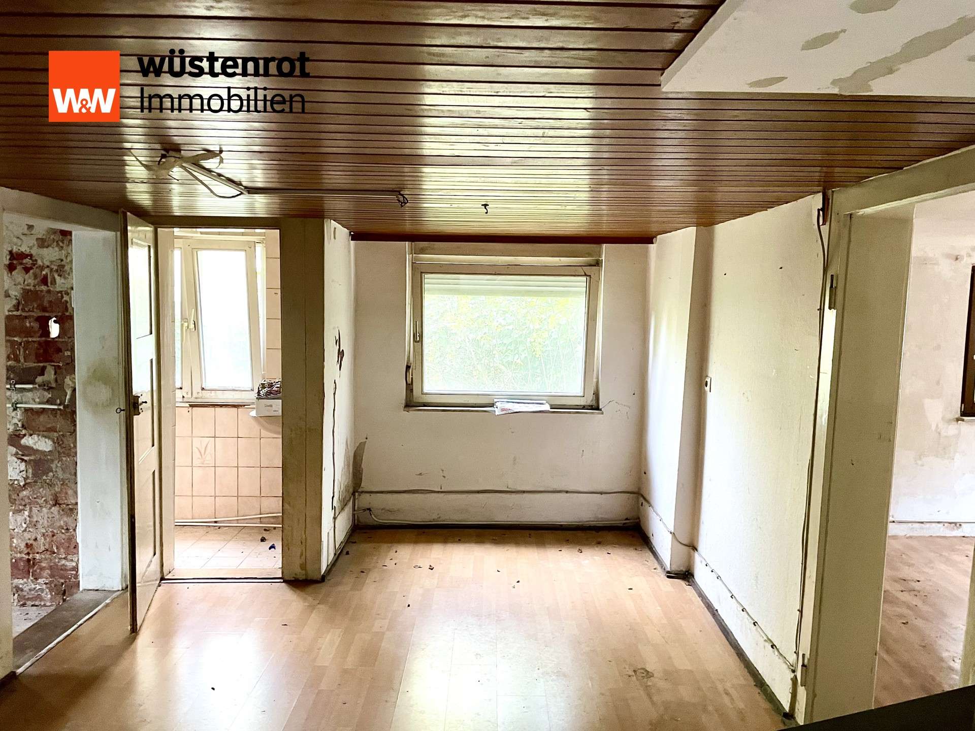 Immobilie in Forbach - *Idyllisches Schwarzwald-Juwel: Freistehendes Haus mit großem Potenzial und herrlichen Fernblick* - Bild 5