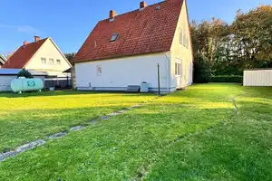 - Kauf statt Miete -
Charmantes Einfamilienhaus mit großem Garten in Petershagen-Lahde! – Minden-Lübbecke (Kreis) – Vorschaubild 3