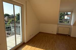 Ruhig wohnen, schnell in der Stadt: Helle 1-Zimmer-Wohnung mit Süd-West-Balkon & TG – Die vollständige Adresse der Immobilie erhältst du vom Anbieter., 93053 Oberisling-Graß, Regensburg – Vorschaubild 2