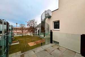 Traumhafte 4-Zimmer-Wohnung mit großem Balkon im Hubland! – Würzburg – Vorschaubild 2