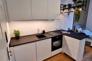 Voll möbliertes Apartment in zentraler Lage mit Balkon (Kernsanierung 2022) – Kriegsstraße 94, 76133 Karlsruhe – Vorschaubild 5