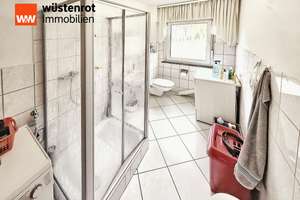 Der Hausklassiker für Jedermann in Gründau! EFH mit ELW, Garage, Garten, Glasfaser und eigenem Tank! – Die vollständige Adresse der Immobilie erhältst du vom Anbieter., 63584 Gründau – Vorschaubild 3