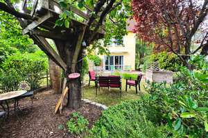 Ankommen - Wohlfühlen - Leben!
Reiheneckhaus mit Garten in Regensburg! – Die vollständige Adresse der Immobilie erhältst du vom Anbieter., 93055 Burgweinting-Harting, Regensburg – Vorschaubild 1
