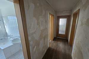 Kleine 3-Zimmer-Wohnung in Düsseldorf-Hassels - ab 15.04 – Zoppoter Str. 29, 40599 Düsseldorf – Vorschaubild 3