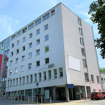 Zentrale Lage in Essen | Moderner Ausbau | Stellplätze