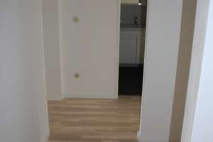 Schöne drei Zimmer Wohnung in München, Bogenhausen – Regina-Ullmann-Straße 43, 81927 Johanneskirchen, München – Vorschaubild 6