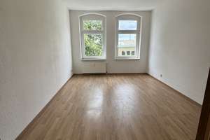 Frisch renovierte 2-ZKB mit Balkon und Fensterbad mit Eckwanne und Dusche – Helmstedter Straße 27, 39112 Sudenburg, Magdeburg – Vorschaubild 6
