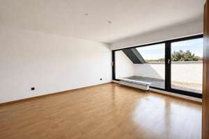 Großzügige 4-Zimmer-Maisonettewohnung mit TG-Stellplatz in Karlsruhe – Die vollständige Adresse der Immobilie erhältst du vom Anbieter., 76139 Waldstadt, Karlsruhe – Vorschaubild 6