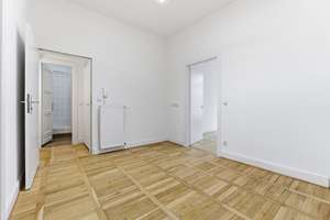 Stilvolles Gründerzeithaus mit 341m² Wohnfläche verteilt auf drei Wohneinheiten im Bonner Zentrum – Die vollständige Adresse der Immobilie erhältst du vom Anbieter., 53111 Bonn-Zentrum, Bonn – Vorschaubild 72