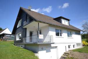 # Sie haben die Wahl: Ein-oder Zweifamilienhaus in schöner und  ruhiger Lage mit viel Platz # – Die vollständige Adresse der Immobilie erhältst du vom Anbieter., 51688 Wipperfürth – Vorschaubild 2