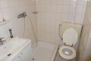 1-Zimmer-Wohnung mit Einbauküche, Balkon, PKW-Stellplatz – Am Dornbusch 1, 30453 Ahlem, Hannover – Vorschaubild 3