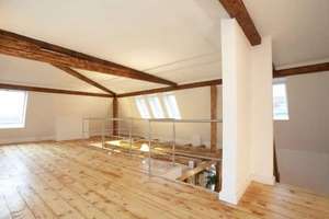 Großzügige 5-Zimmer Loft-Wohnung im 4. OG mit Balkon in Stuttgart-Süd