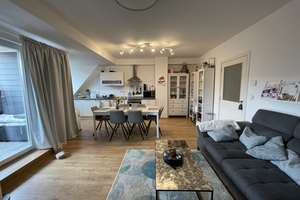 Vergangenheit trifft Moderne! 3 Zimmer mit Dachloggia – Anne-Frank-Platz 5, 26123 Donnerschwee, Oldenburg (Oldenburg) – Vorschaubild 2