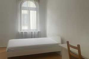 Möbiliertes 1-Zimmer-Apartment in renoviertem Altbau an zentraler Lage – Mannheim – Vorschaubild 1